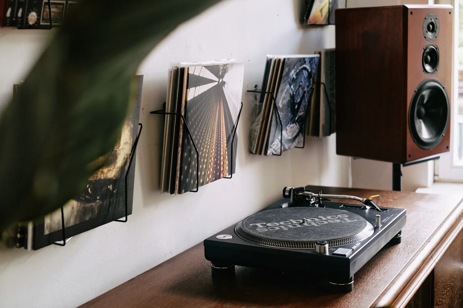 Technics SL-1210 MK2 – Bild 2